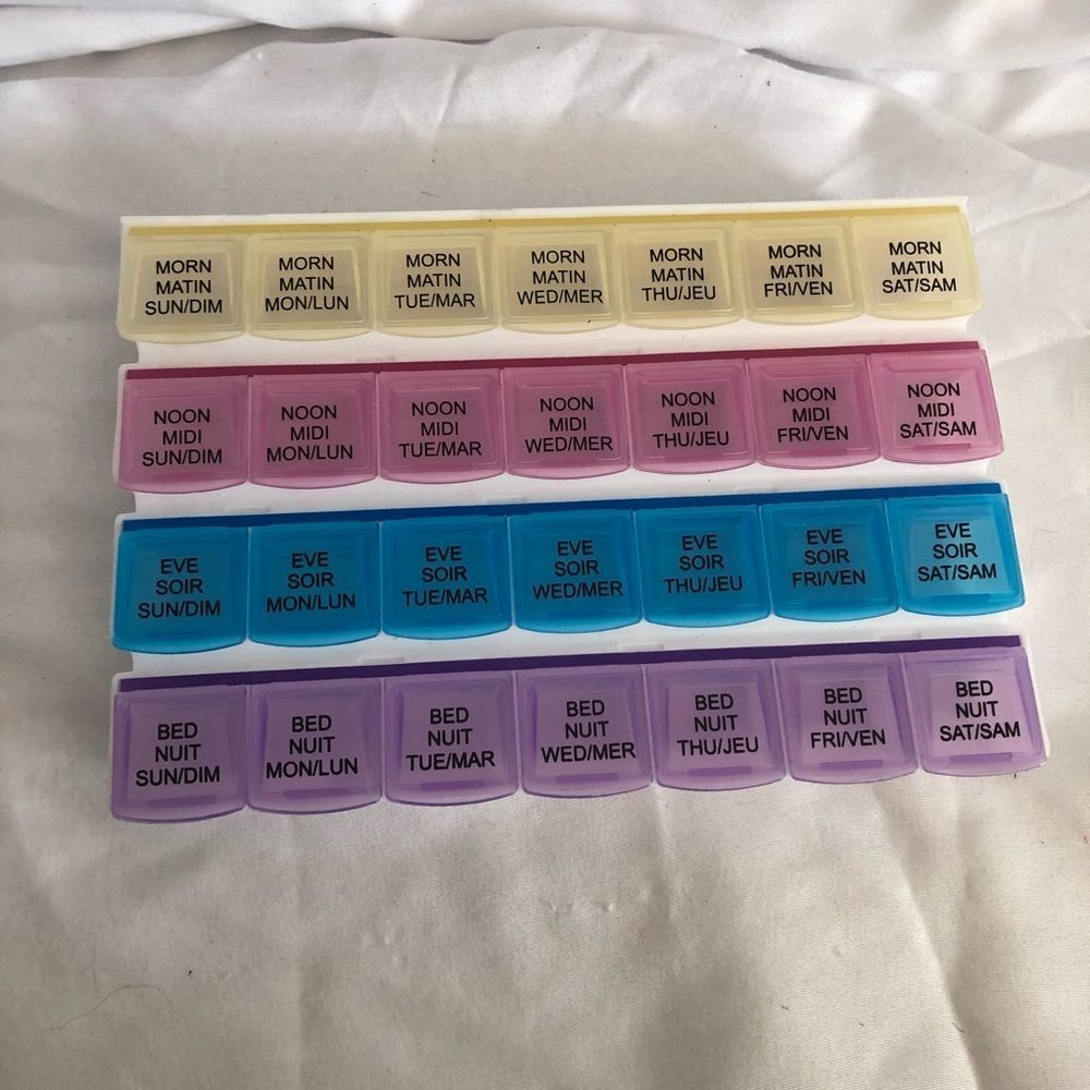 7 day pill organizer